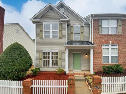 3905 Christine Lane E sold home in Alma Village, Waxhaw, NC