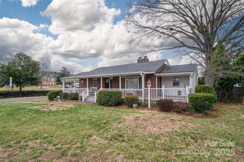 816 South Point Road