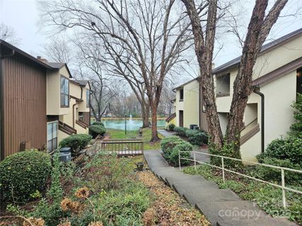 7319 Winery Lane