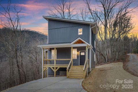 143 Blossom Ridge sold home in MEADOW VIEW ESTATES, Leicester, NC