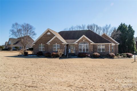 1 Carnoustie Court sold home in Links O Tryon, Campobello, SC