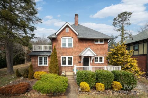 61 Maney Avenue sold home in Edgewood Place, Asheville, NC