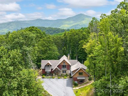 115 Loafer Lane sold home in Brannon Forest, Waynesville, NC