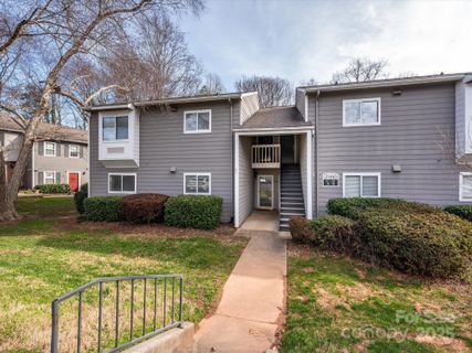 2900 Heathstead Place