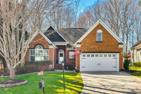 2131 Eskridge Terrace sold home in Mill Creek Falls, Lake Wylie, SC
