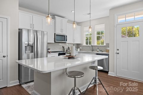 4117 Walking Ridge Road