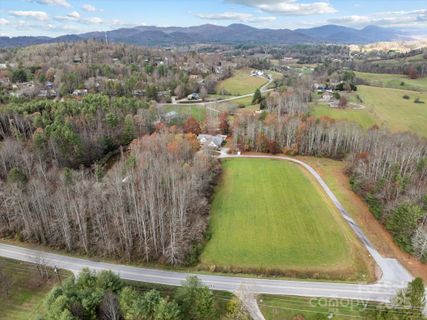 Homes in Southern Visions, Hendersonville