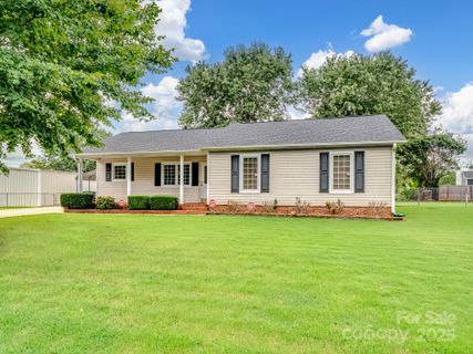 12005 Charing Grove Lane sold home in Twelve Oaks, Charlotte, NC