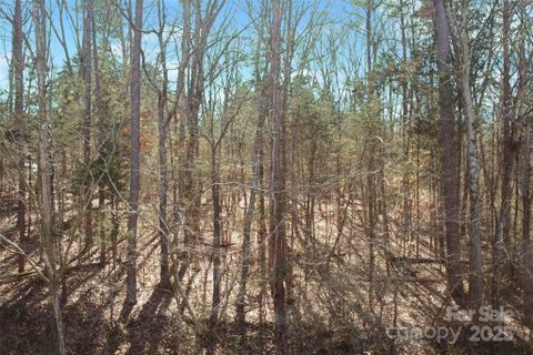 710 Breezewood Drive sold home in Homewood Acres, Charlotte, NC