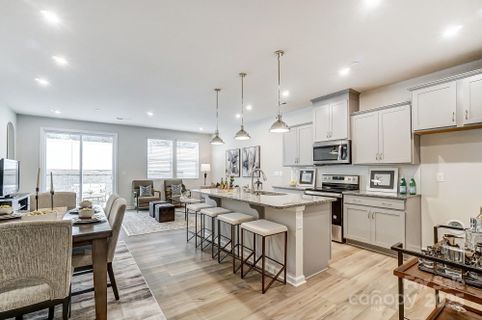 2270 Hedgecliff Road 163