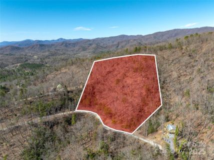 Lot 23 N Ridge Drive sold home in The Crossings at Sugar Hill, Marion, NC