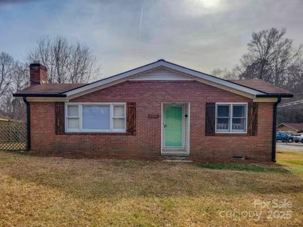 1007 Little John Trail sold home in Sherwood Forest, Kannapolis, NC