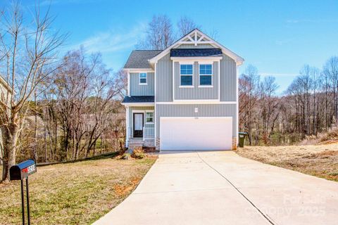 3210 5th Street Court sold home in Pebble Creek, Hickory, NC