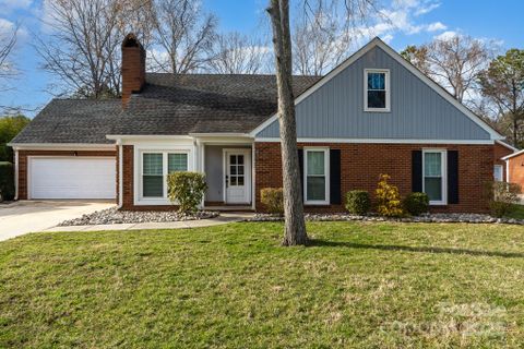 7544 Yellow Pine Court sold home in Colony Woods, Charlotte, NC