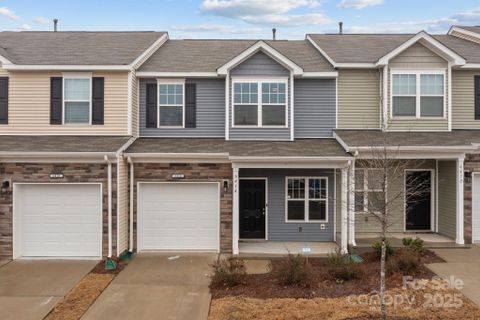 6414 Revolutionary Trail sold home in McDowell Crossing, Charlotte, NC