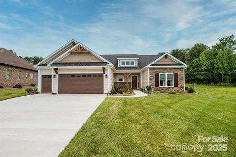 4190 Holly Circle