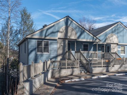 77 Whitfield Way sold home in Tri Vista Villas, Lake Junaluska, NC