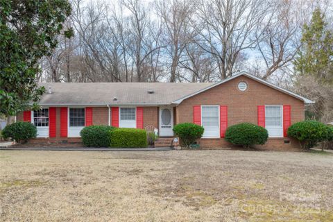 1018 Eaglewood Avenue sold home in Parkview East, Charlotte, NC