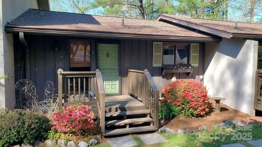 14 Glen Cannon Point sold home in Glen Cannon Condominiums, Pisgah Forest, NC