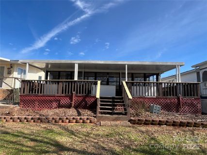 103 Dogwood Circle