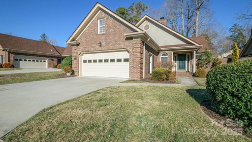 128 Glenbrook Drive sold home in Glenbrook, Hendersonville, NC