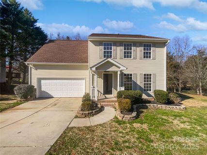 1535 Hollythorne Drive sold home in Hollythorn, Rock Hill, SC