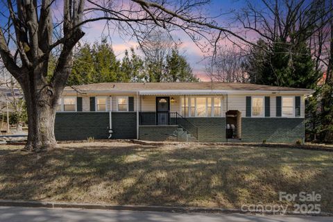 85 Ivanhoe Avenue sold home in Lucerne Park, Asheville, NC