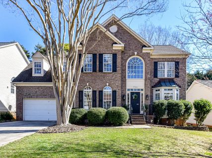 9906 Mitchell Glen Drive sold home in Mitchell Glen, Charlotte, NC