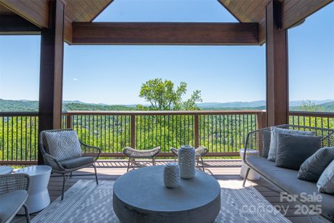 21 South Point Drive