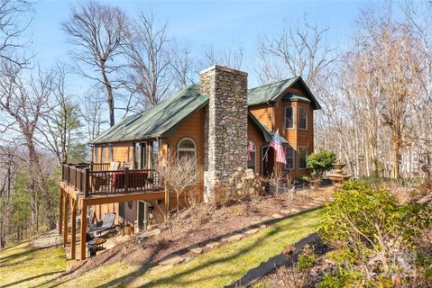 105 Sunny Ridge Drive sold home in Sunny Ridge Estates, Asheville, NC