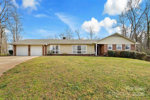 104 Oak Circle sold home in Pleasant Gardens, Marion, NC
