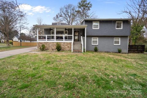 3501 Winterfield Place sold home in Winterfield, Charlotte, NC