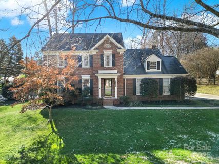 1427 Matthews Plantation Drive sold home in Matthews Plantation, Matthews, NC
