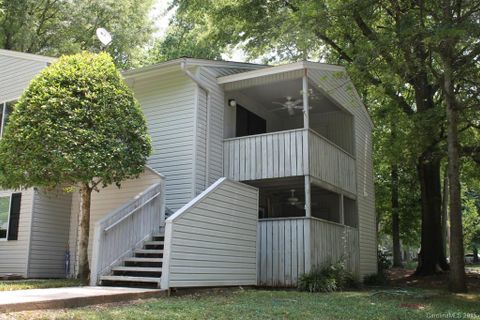 1787 Hunters Trail