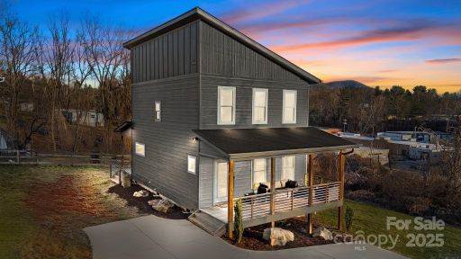 18 Alta Avenue