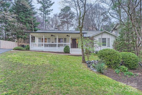 121 Wonderwood Drive