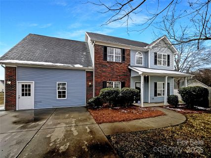 7829 Buddy Holly Road sold home in Rolling Hills, Charlotte, NC