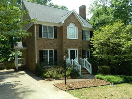 106 Crossing Avenue