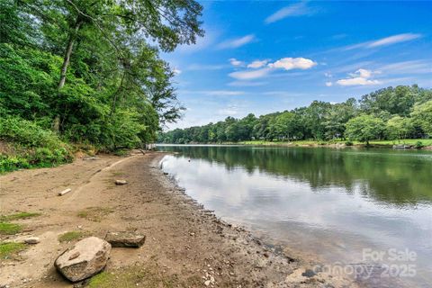 150 Slate Drive sold home in River Rock, Statesville, NC
