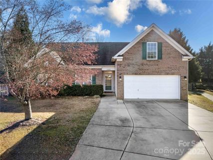 2009 Whippoorwill Lane