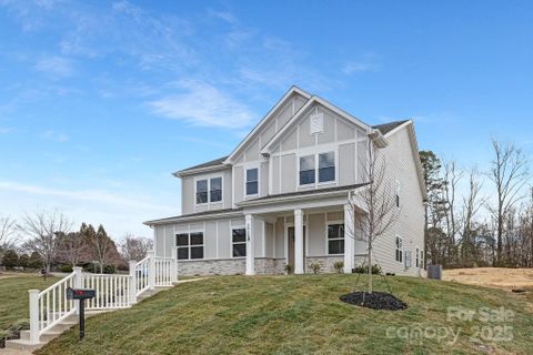 3924 13th Street sold home in The Falls at Cloninger Mill, Hickory, NC