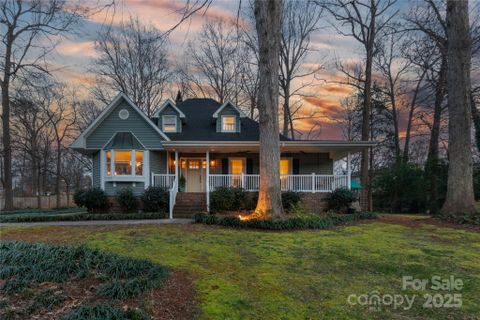402 Belwood Drive sold home in Belwood, Belmont, NC