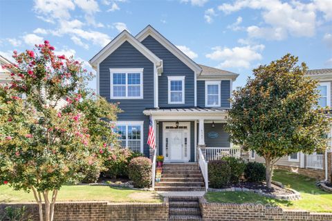 6187 Cloverdale Drive sold home in Cameron Creek, Tega Cay, SC