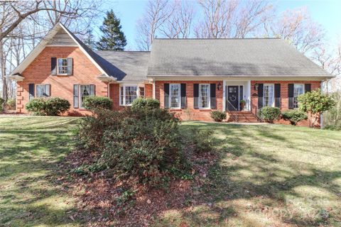 212 Glen Eagles Road