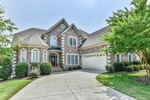 11816 Churchfield Lane