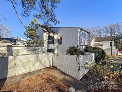 7140 Stonington Lane sold home in Stonington, Charlotte, NC