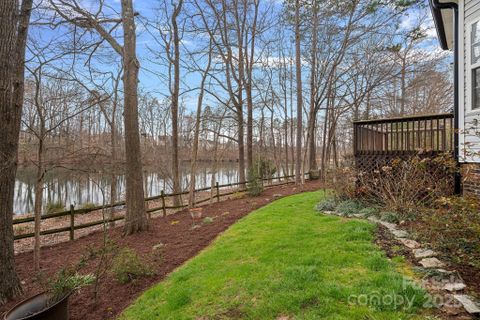 706 Jordans Pond Lane sold home in Jordans Pond, Charlotte, NC