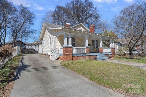 1714 S Tryon Street