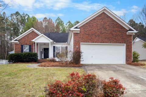 8211 Poplar Grove Circle 31 sold home in Hermitage Place, Waxhaw, NC