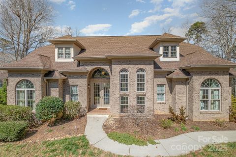136 Winwood Circle